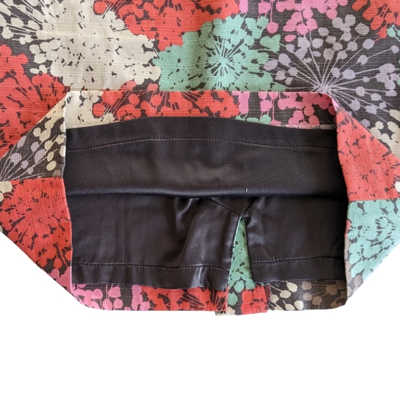 Boden Dandelion Print Pencil Skirt Size 8 Long - Picture 6 of 7